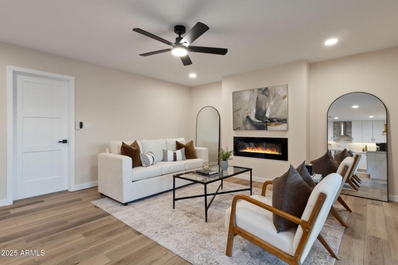 26-web-or-mls-15034-n-54th-st