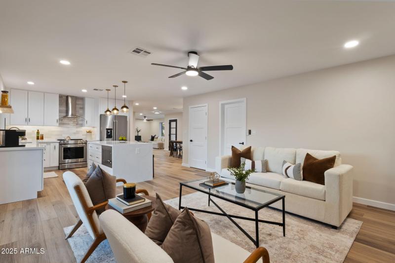 28-web-or-mls-15034-n-54th-st