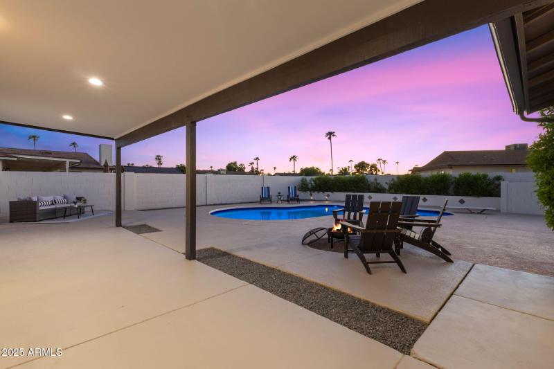 61-web-or-mls-15034-n-54th-st