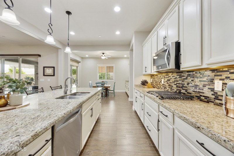 Lots of cabinet space!