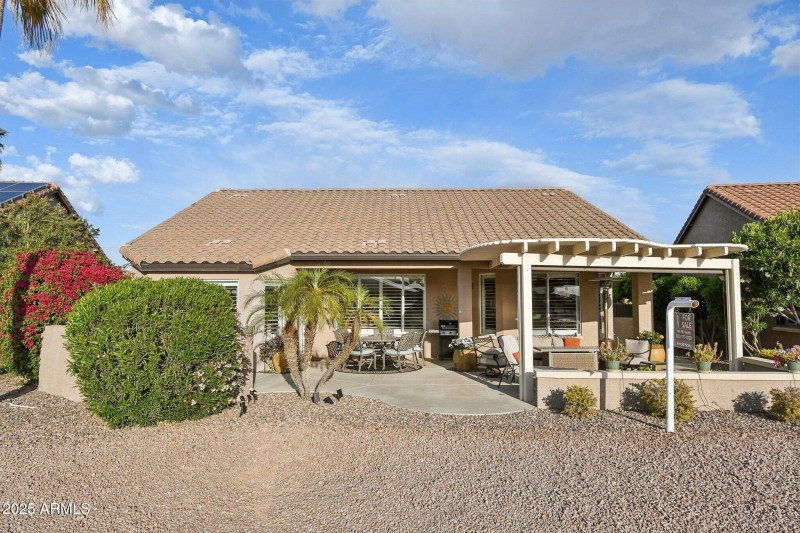 30-web-or-mls-N 155th Dr-04042025-028