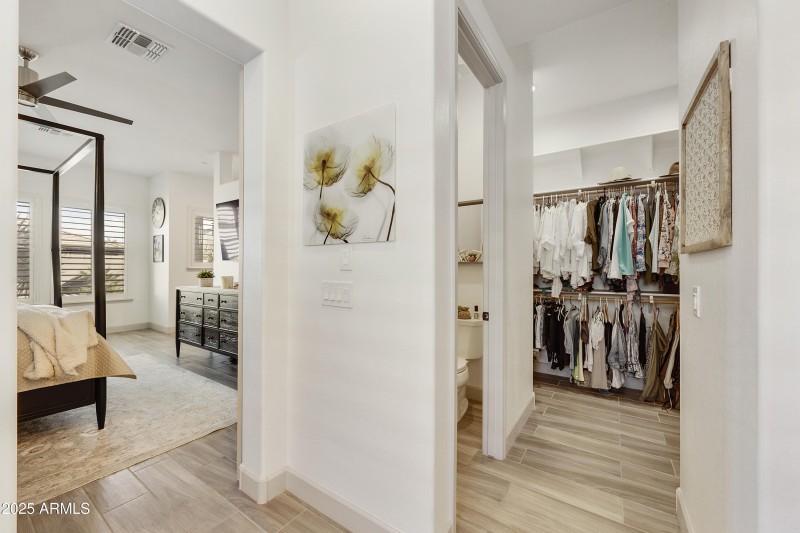 Master Bedroom/Closet