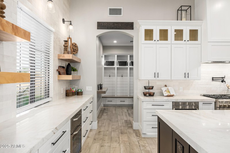 Chef's Kitchen/ Butlers Pantry Entry