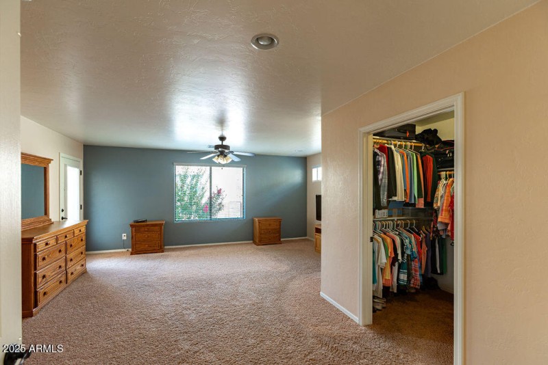 762SClubhouseLn-23