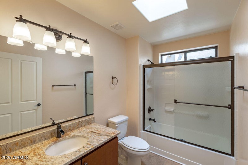 762SClubhouseLn-31