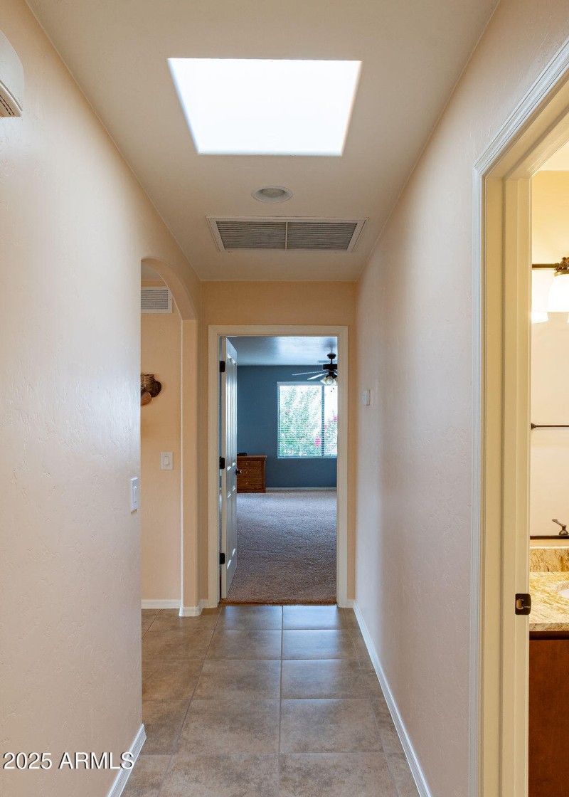 762SClubhouseLn-38