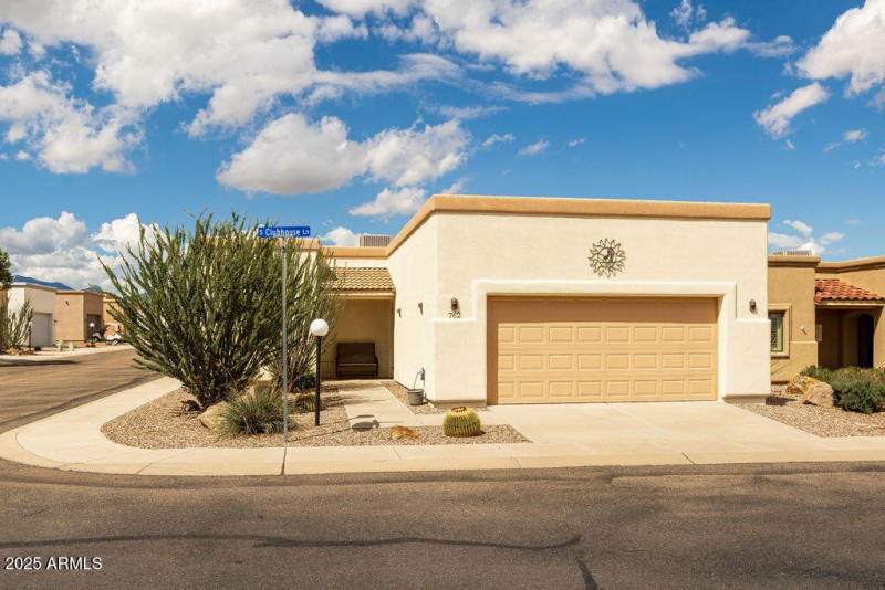 762SClubhouseLn-42