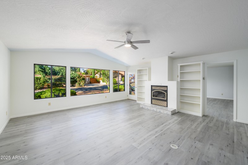 161 Starlite Drive-32