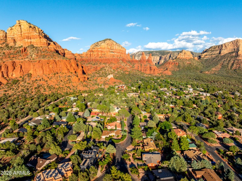 161 Starlite Drive-46