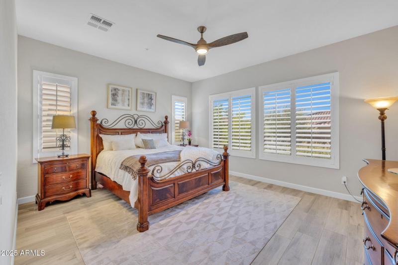 46-web-or-mls-23-print-896A6617