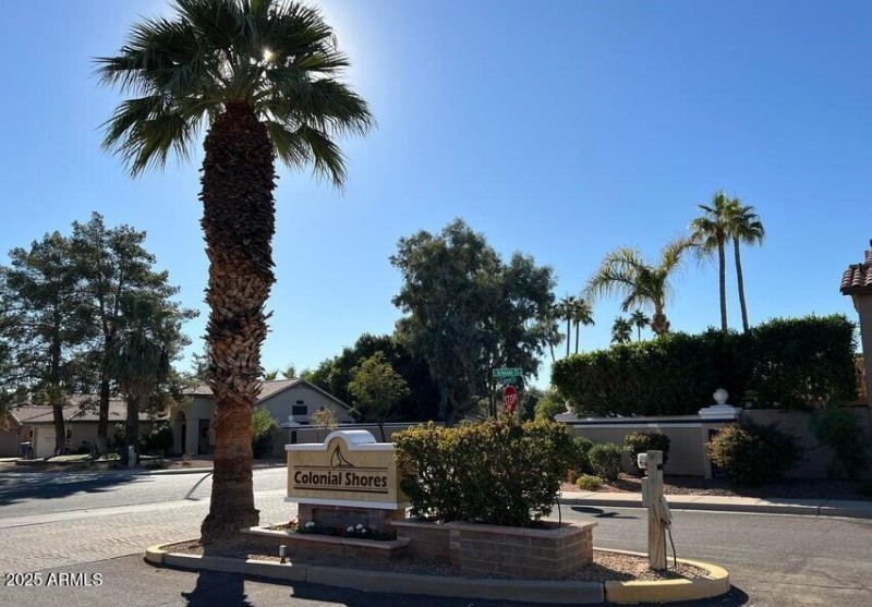 Colonial Shores Tombstone
