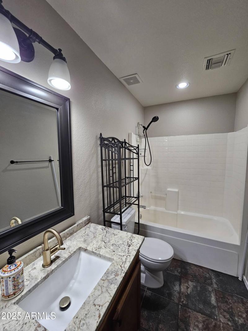 5060d9e2013a4699a60547672514dca8