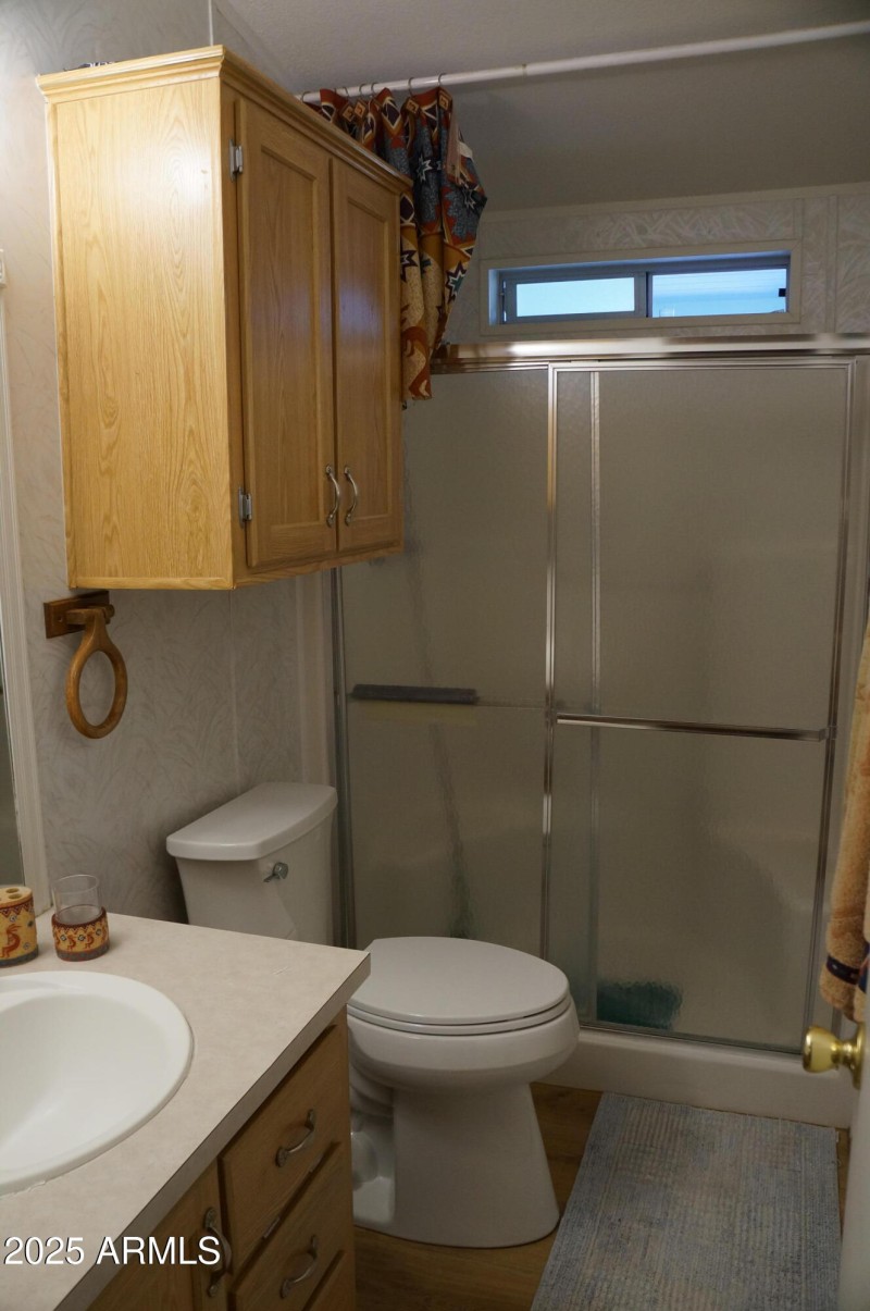 011 3:4 Hall Bathroom 2