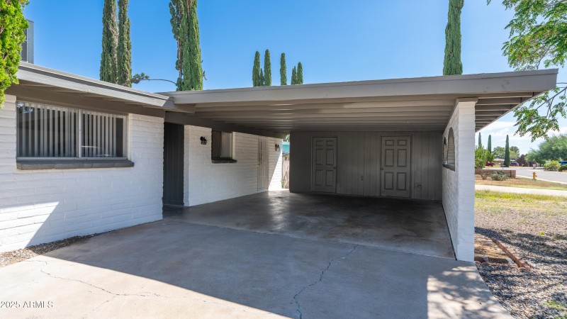 Exterior - 1517 Cushman Dr-4