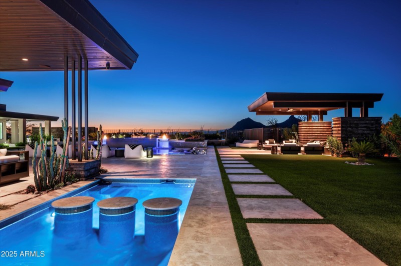 Plunge Pool