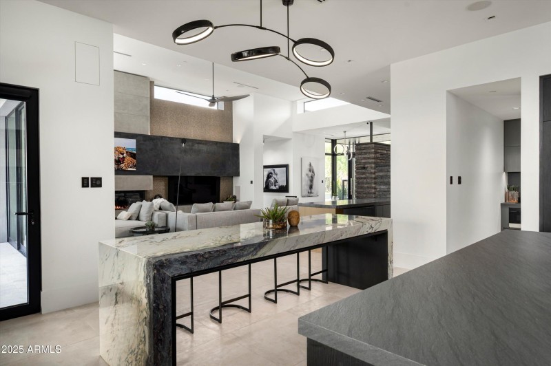 Kitchen Islands