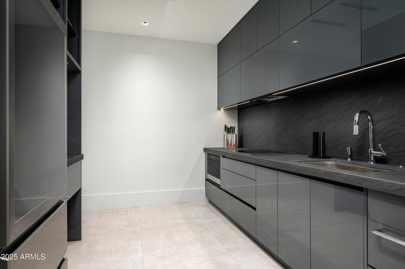 Butler's Pantry