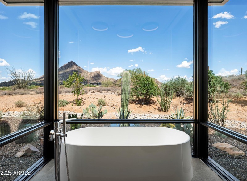 Soaking Tub