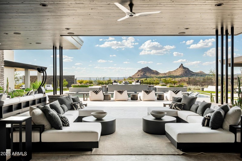 Expansive Patio