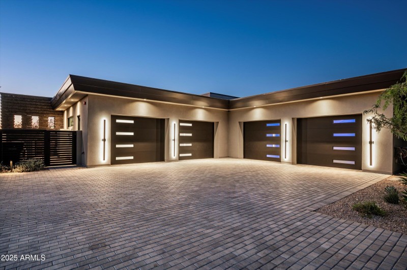 4 Car Garage