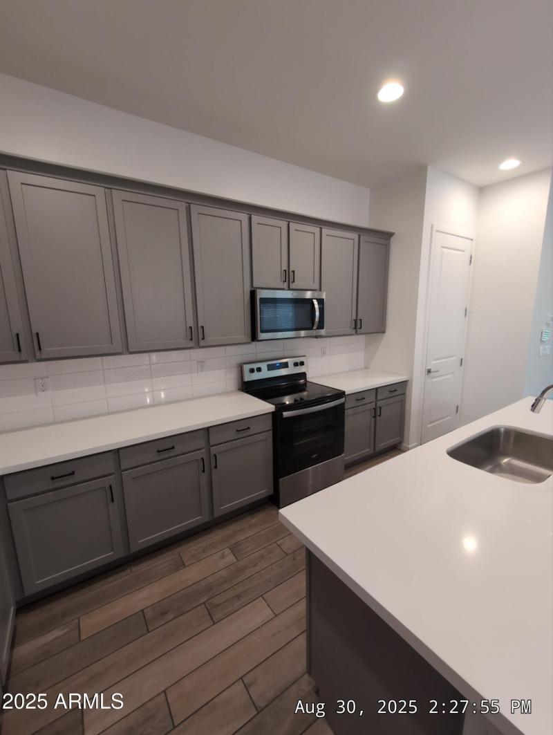 5-Aug 30 2025 04_27pm-Y89A