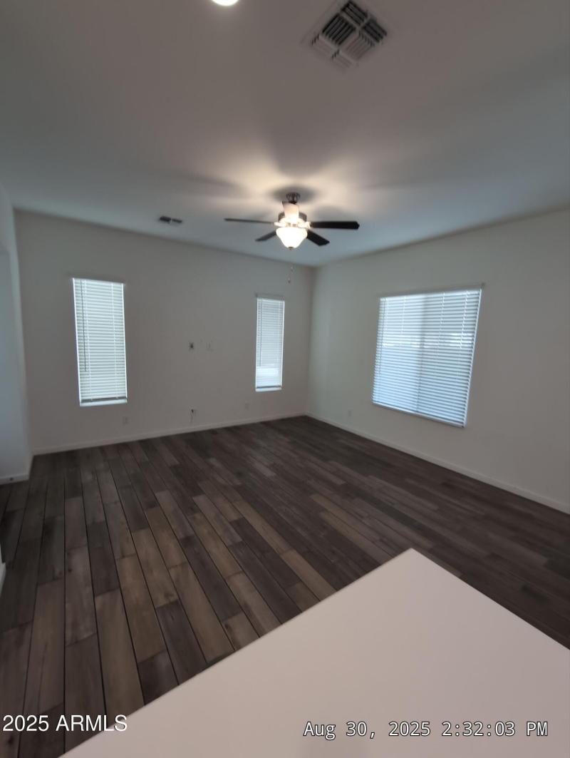 12-Aug 30 2025 04_32pm-FaDa