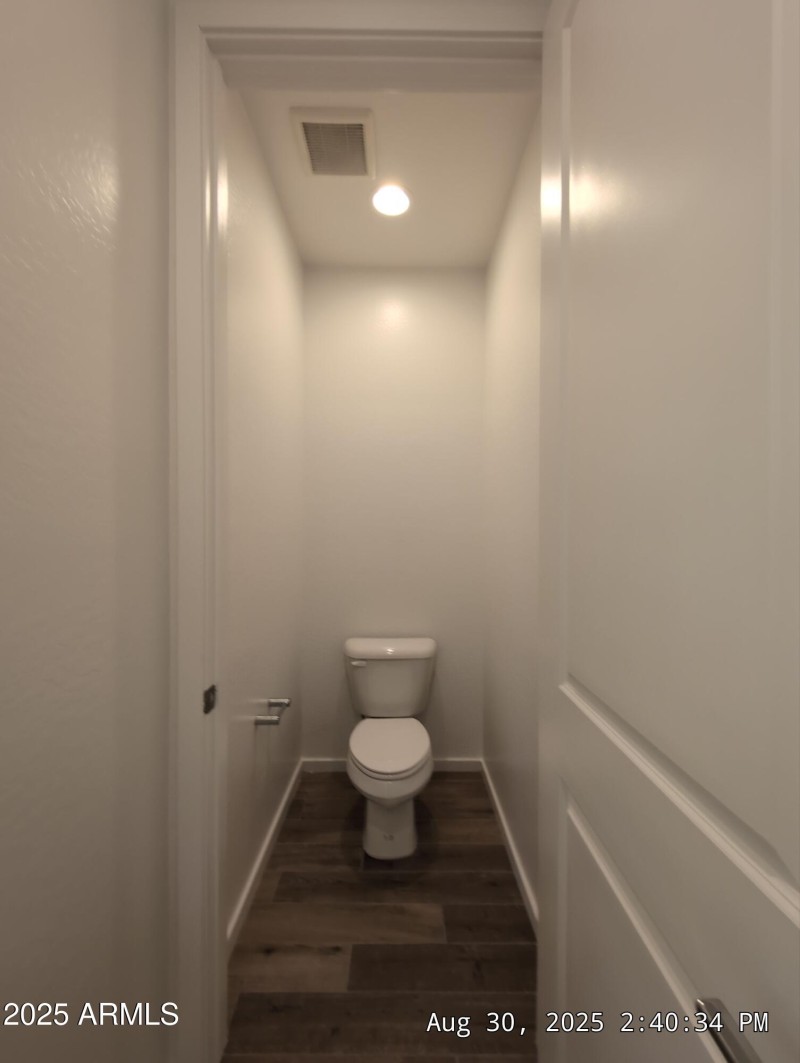 40-Aug 30 2025 04_40pm-9EdR