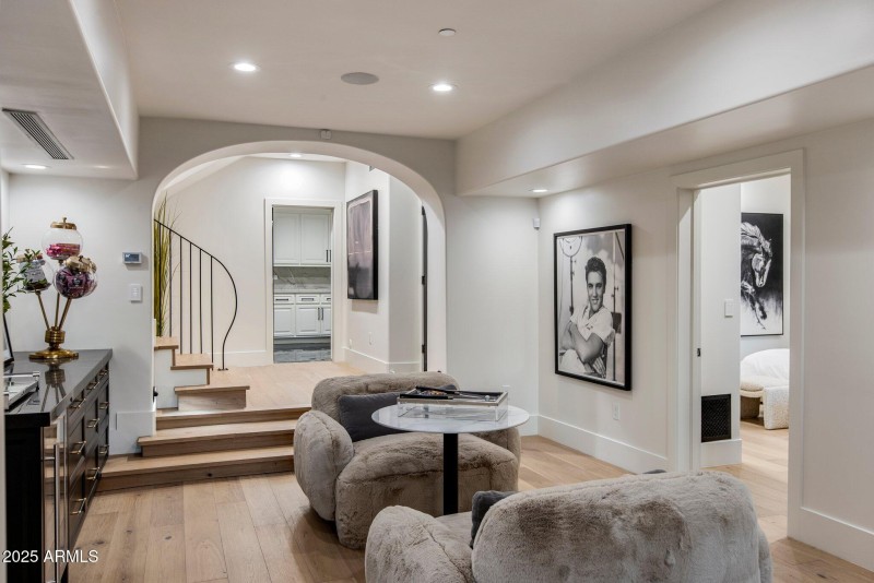 52-web-or-mls-D46A9425