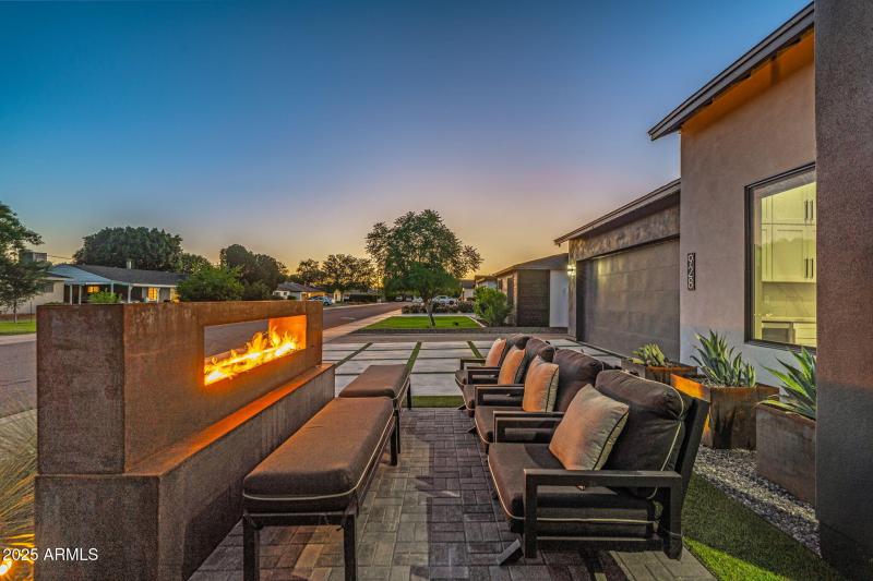 80-web-or-mls-Front Twilight-15