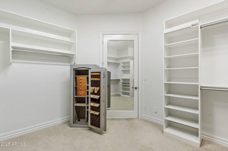 Master Bedroom Closet