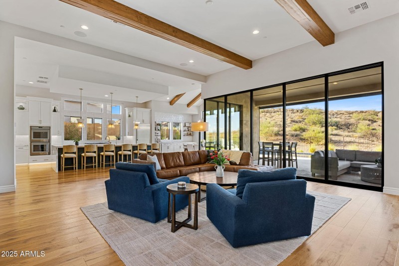 8-web-or-mls-13302-e-ranch-gate-rd