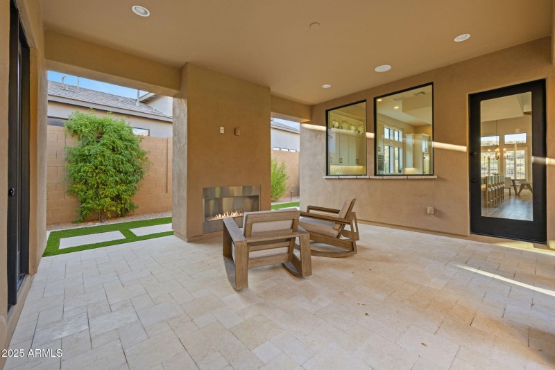 42-web-or-mls-13302-e-ranch-gate-rd