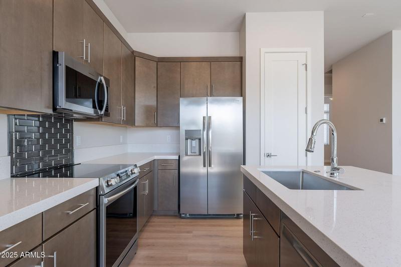 7-web-or-mls-Hidden-7