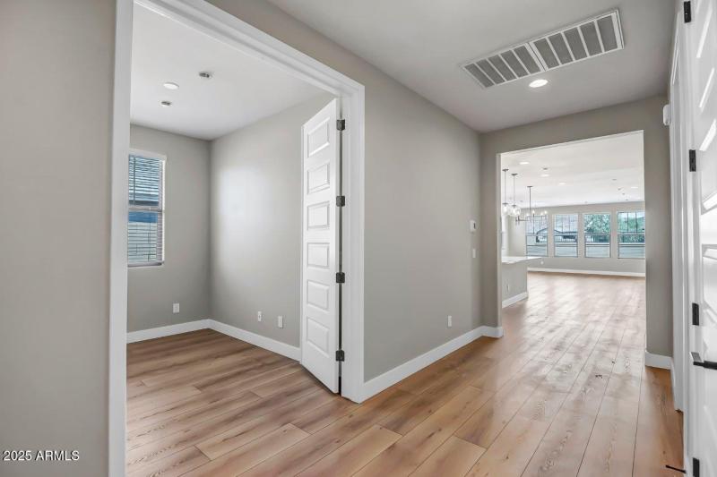 Mesquite Lot 213 (24)