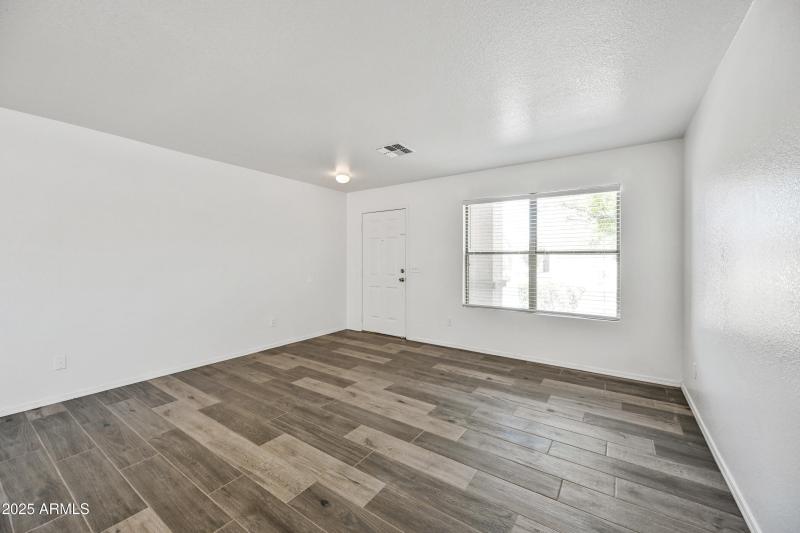 4-225EGS-ocupix-9-10