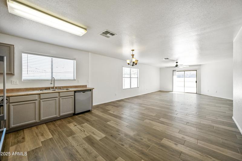 6-225EGS-ocupix-9-10