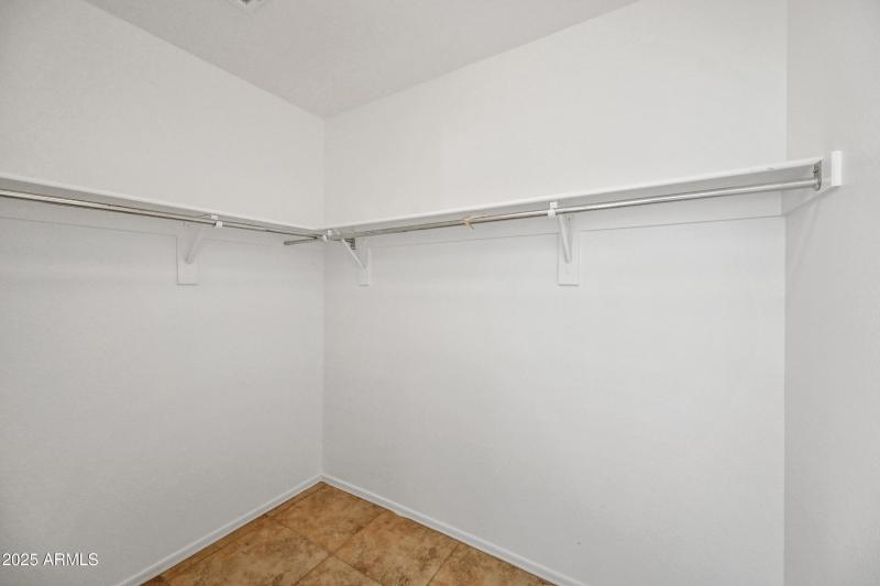 19-225EGS-ocupix-9-10