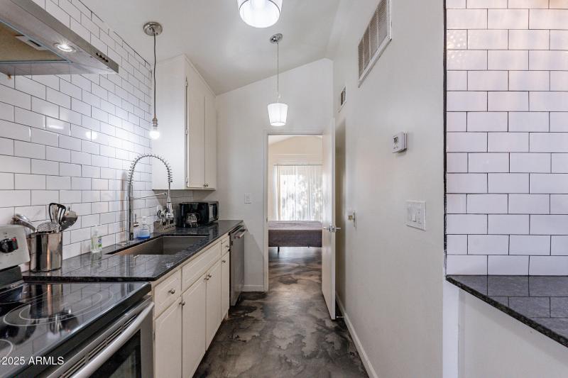 15-web-or-mls-College-15