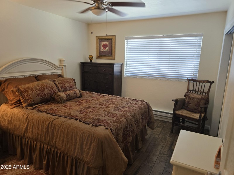 U2 Bedroom 3