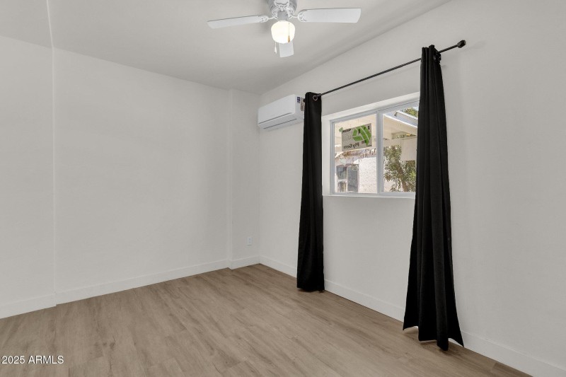 17-web-or-mls-325-n-17th-dr-a-b-c