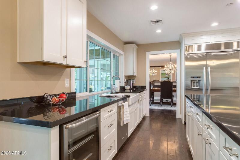 17_12140_N_76th_Ct__17_mls