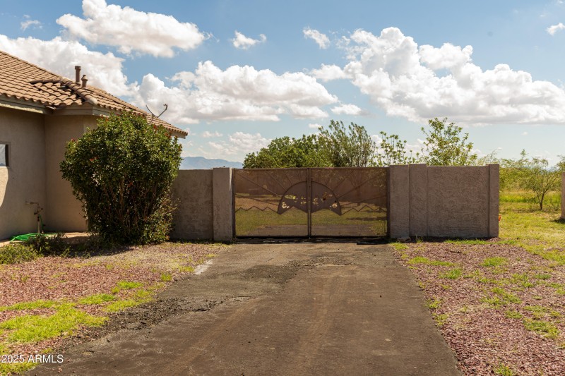 RV Gate