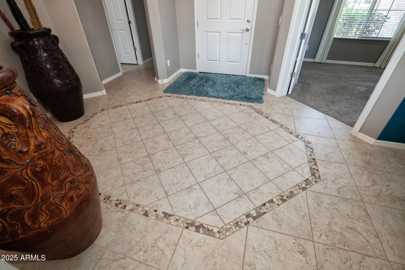 012_27083WMarcoPoloRd