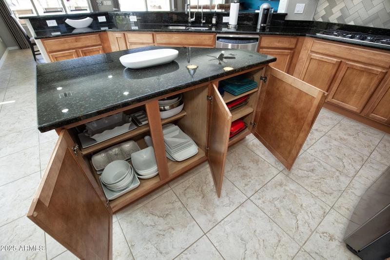 054_27083WMarcoPoloRd