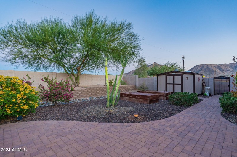 140-web-or-mls-Hombre-twilight-19