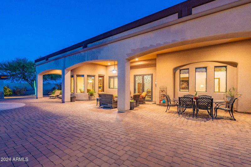 182-web-or-mls-Hombre-twilight-61