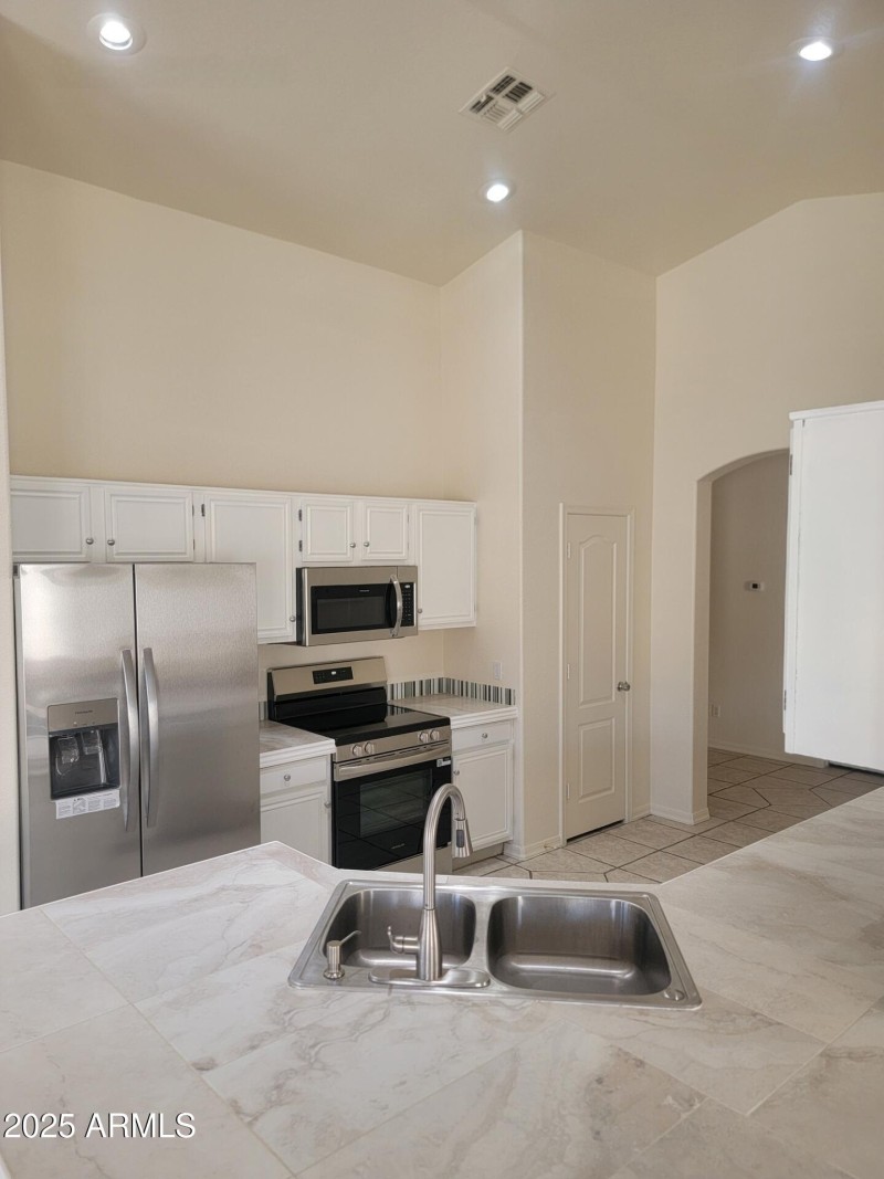 Screenshot_20250914_090123_Gallery