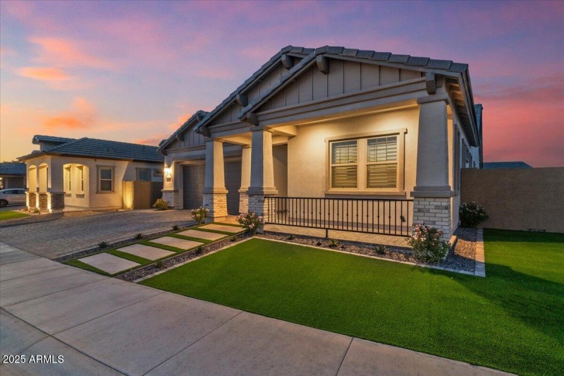 004-Front of home twilight