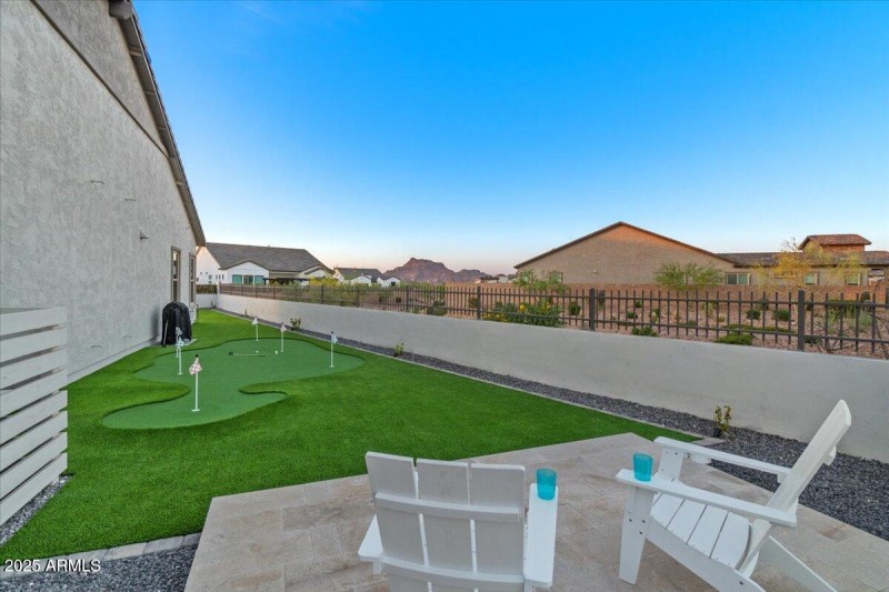 071-Side yard twilight