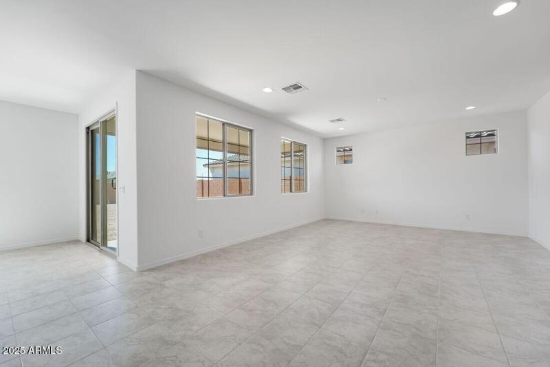 10835 E TILLMAN Avenue -Ready Now!